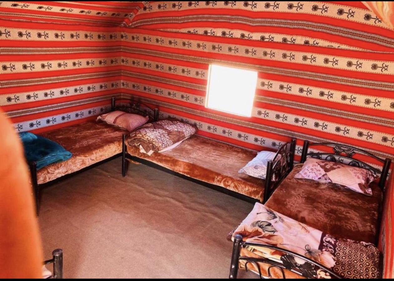 Wadi Rum Camels Camp Buitenkant foto